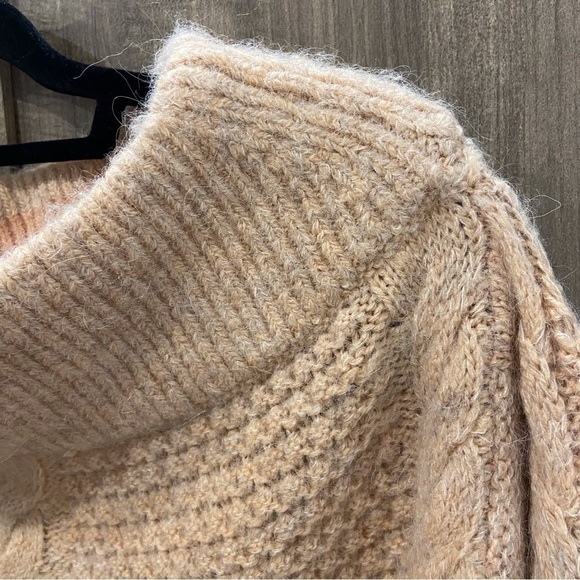 Anthropologie Sleeping On Snow Knit Off Shoulder Alpaca Blend Sweater Medium - Picture 6 of 13